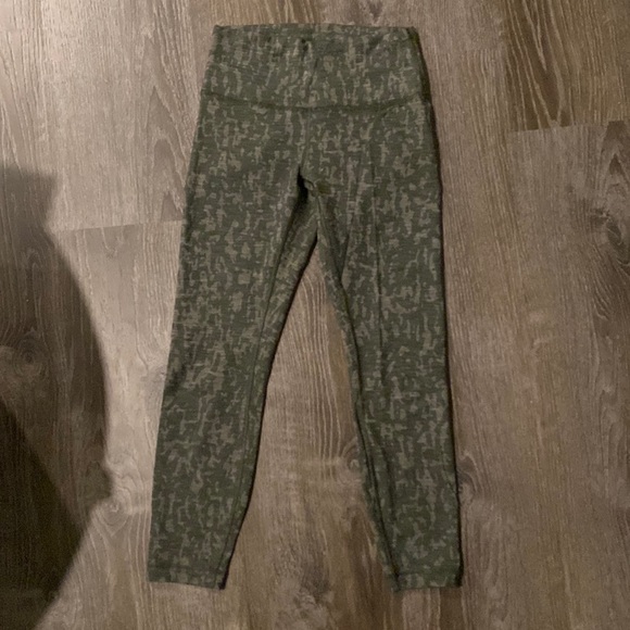 lululemon athletica Pants - Lululemon Wunder Train High-Rise Tight 25"